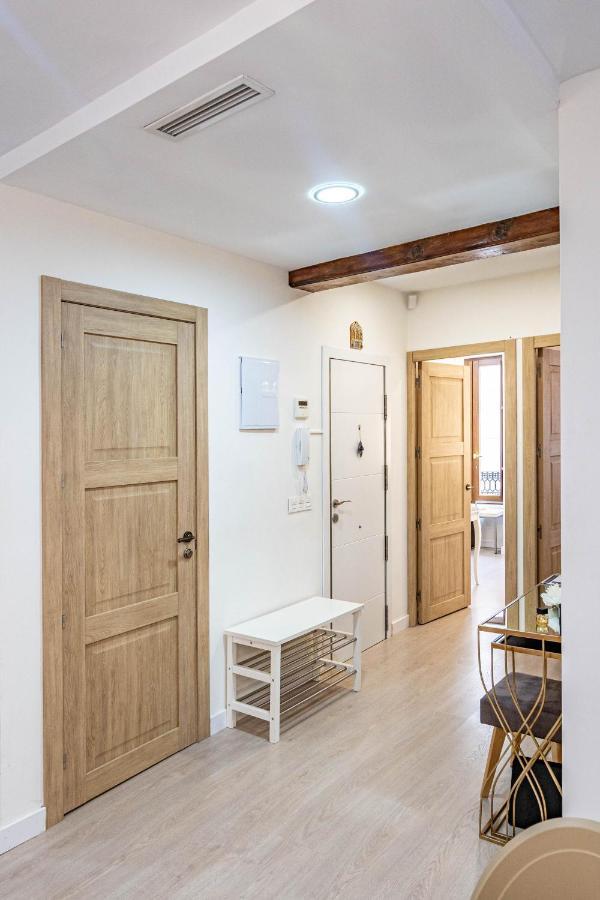 Central Luxury Flat With Free Parking Appartement Valencia Buitenkant foto