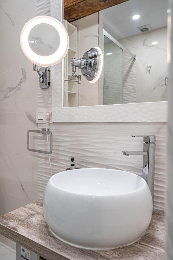 Central Luxury Flat With Free Parking Appartement Valencia Buitenkant foto