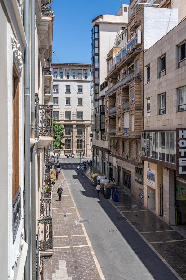 Central Luxury Flat With Free Parking Appartement Valencia Buitenkant foto